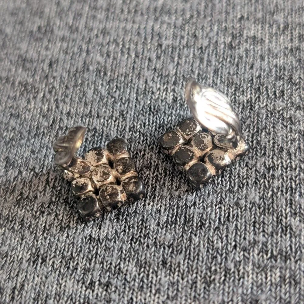 Vintage Square Rhinestone/Aurora Borealis Clip-on Earrings - Picture 3 of 4